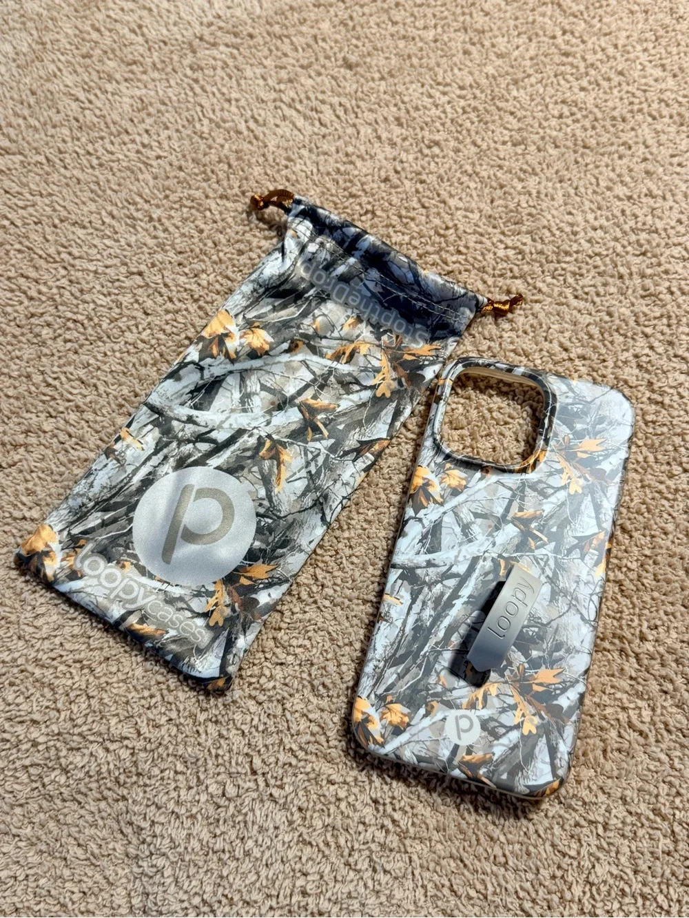 Loopy Case Tree Camo - Apple / iPhone 16 Pro Max (6.9